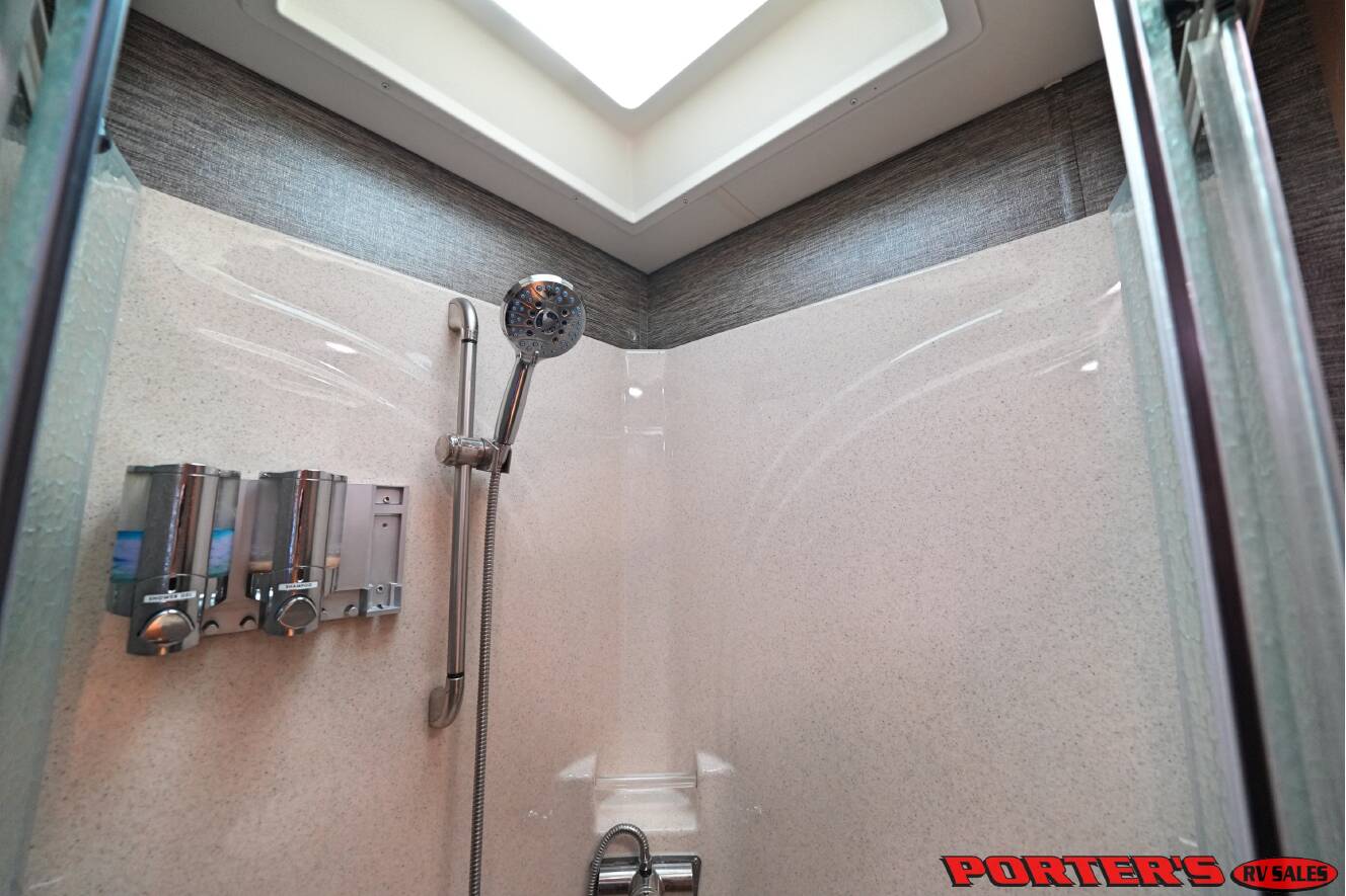 A photo of this 2015 Newmar VENTANA LE 3849