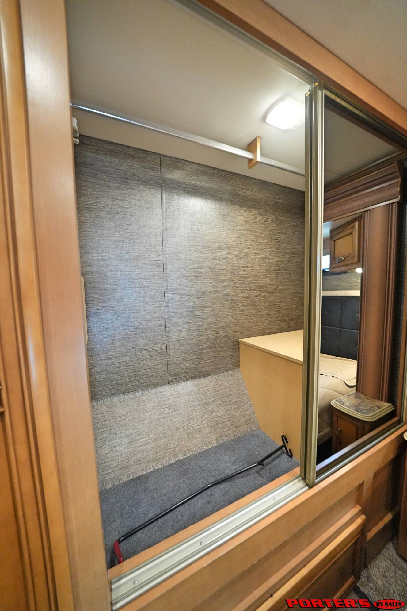 A photo of this 2015 Newmar VENTANA LE 3849