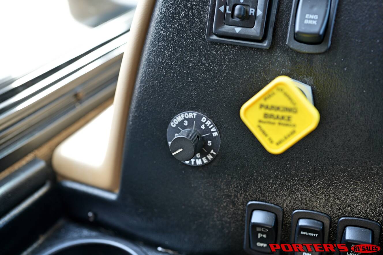 A photo of this 2015 Newmar VENTANA LE 3849