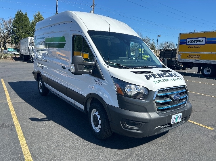 2022 FORD TRANSIT 350 in Portland, OR