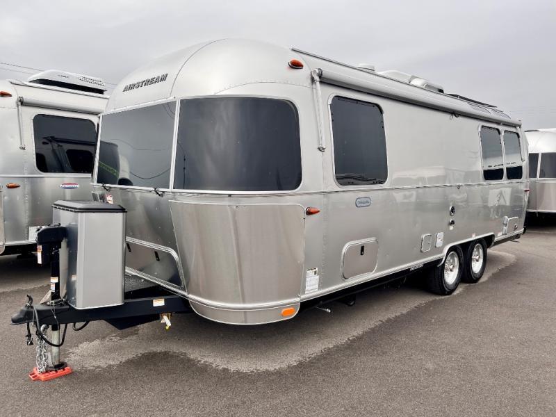 2026 Airstream Globetrotter 25FB Twin in traverse city MI