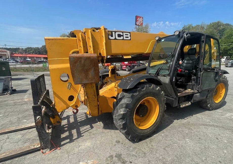 2016 JCB, Inc. 512-56 in Bristol, PA