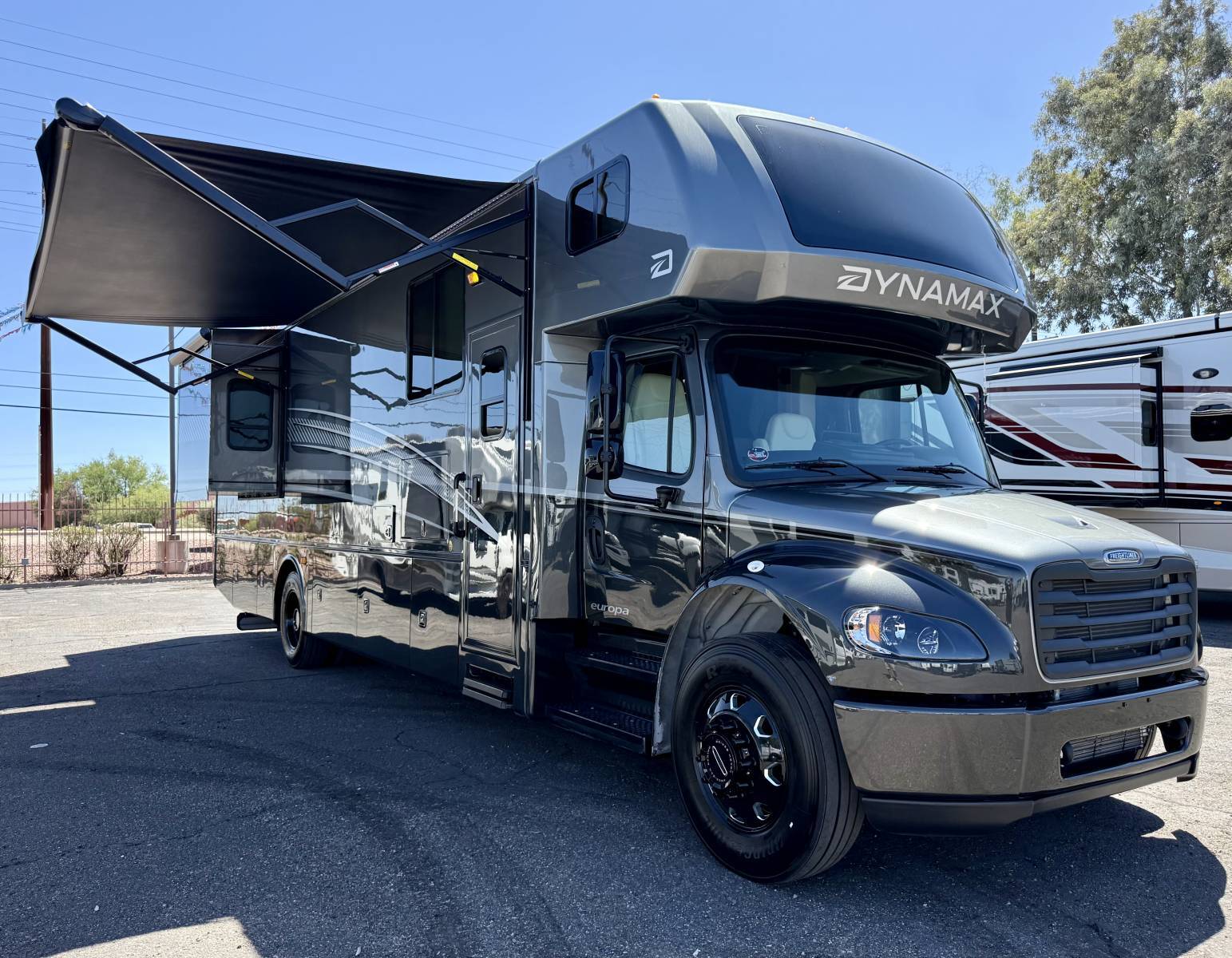 2026 Dynamax Europa 37CA in tucson AZ