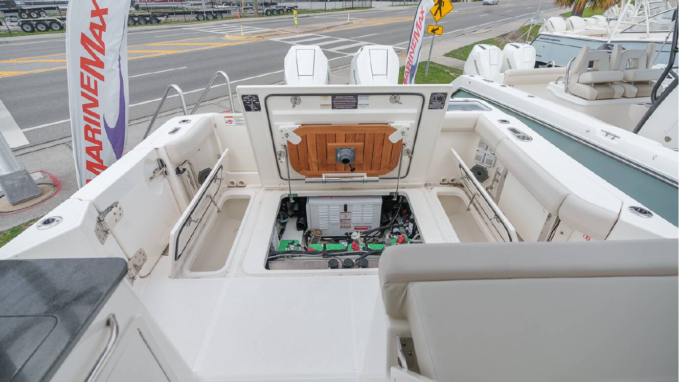 A photo of this 2026 Boston Whaler 325 Conquest