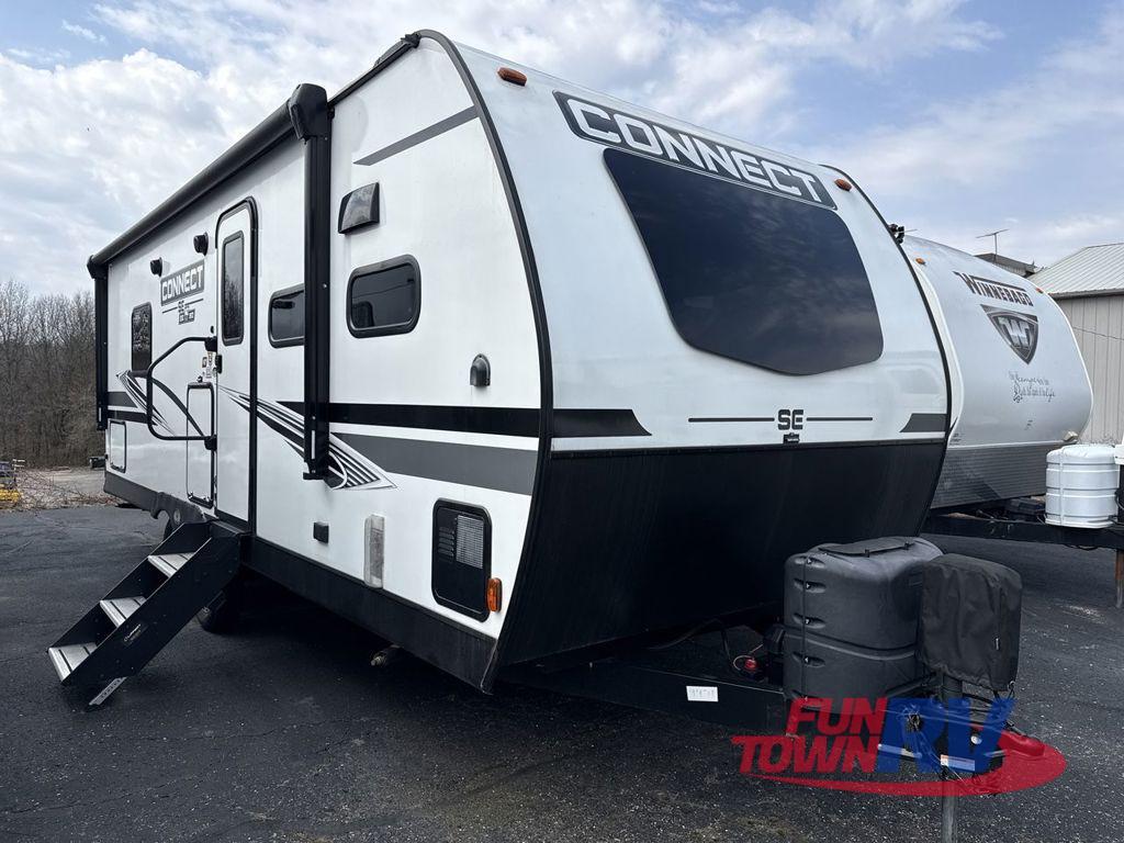 2022 Kz Connect 221FKKSE RV