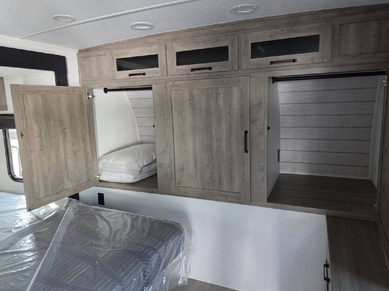 A photo of this 2026 Forest River Solaire 3200TSBH