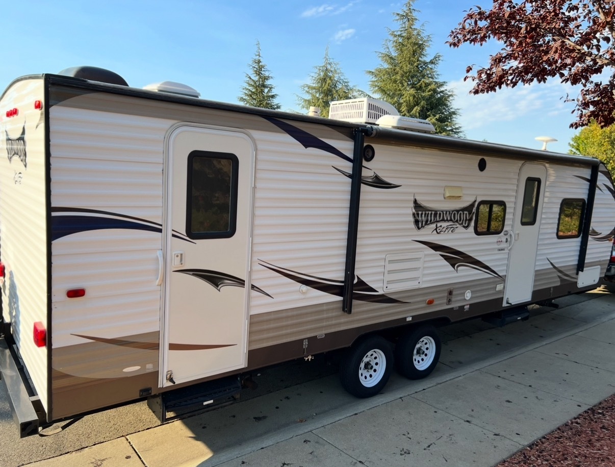 2015 Forest River Wildwood X-Lite 262BHXL in roseville CA