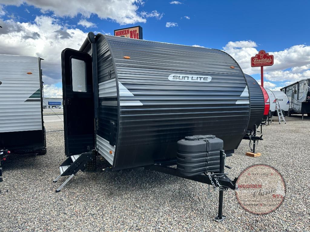 2026 Sunset Park Rv Sun Lite 14TH Travel Trailer Toy Hauler RV