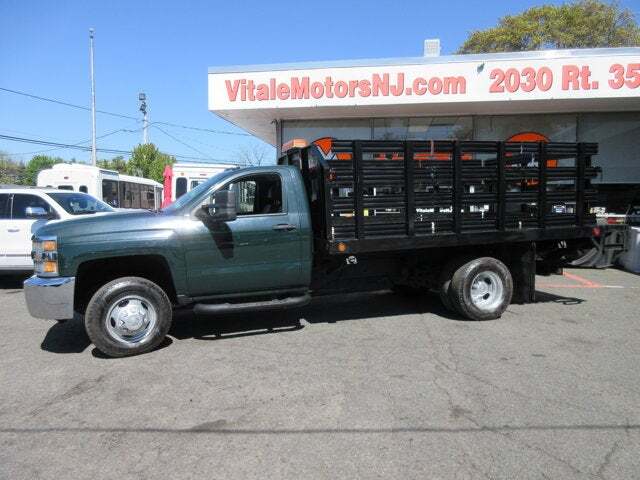 2016 CHEVROLET Silverado 3500HD STAKE BED, LIFTGATE in South Amboy, NJ