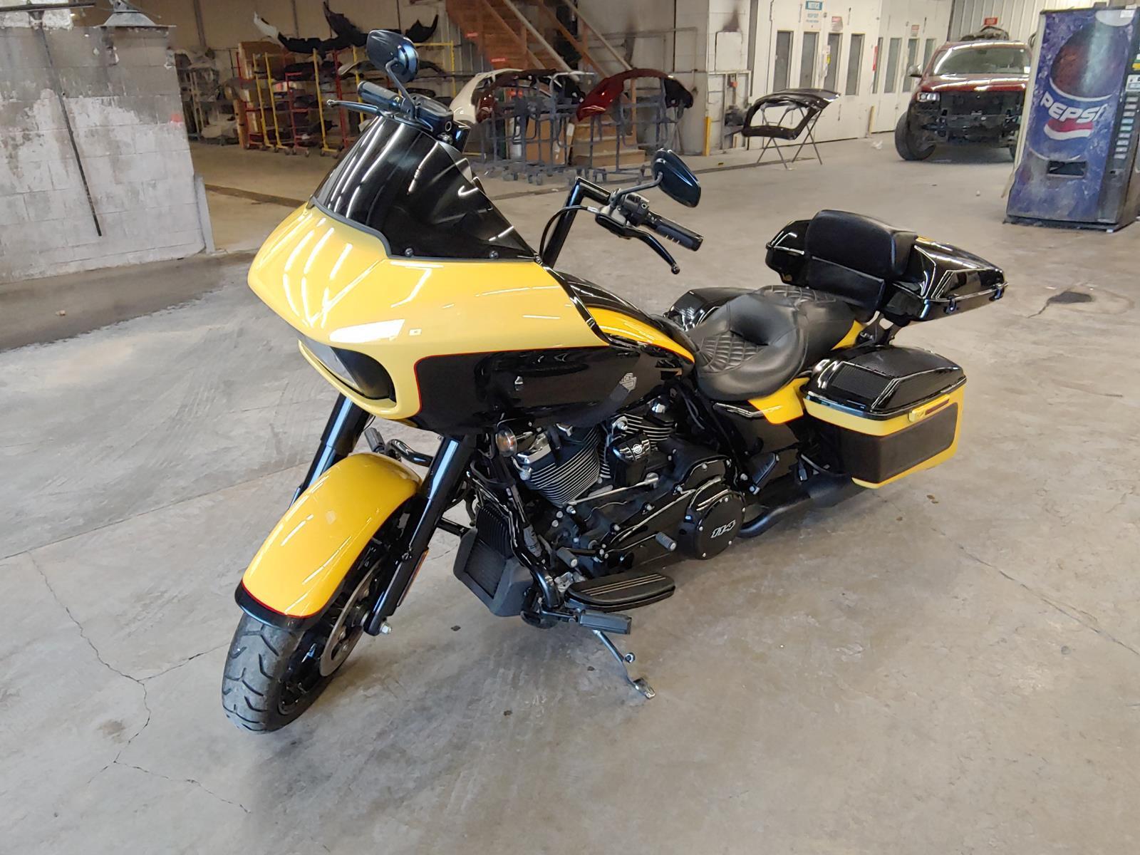 2023 Harley-Davidson ROAD GLIDE in Manhattan, KS