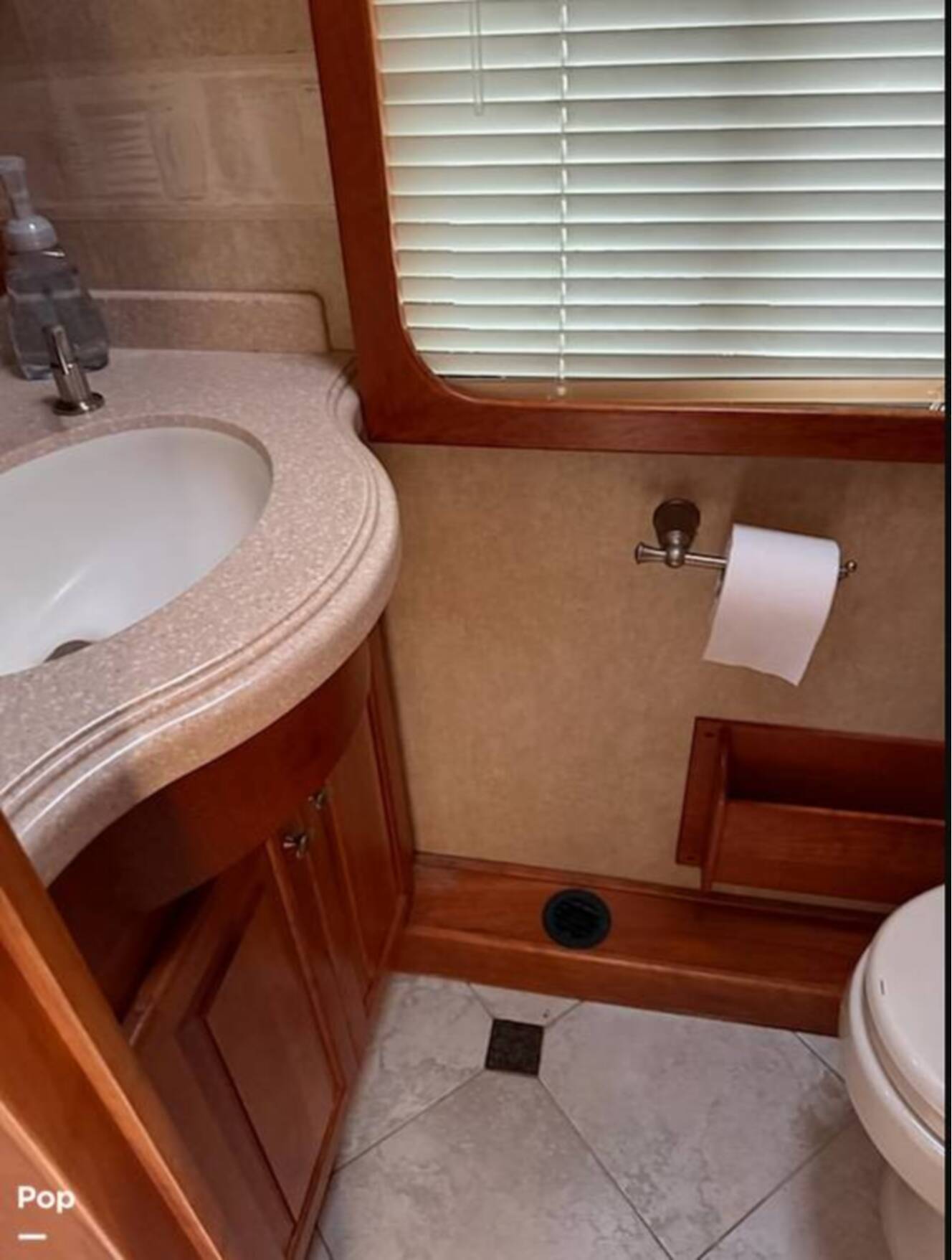 A photo of this 2007 Tiffin Allegro Bus 40QSP
