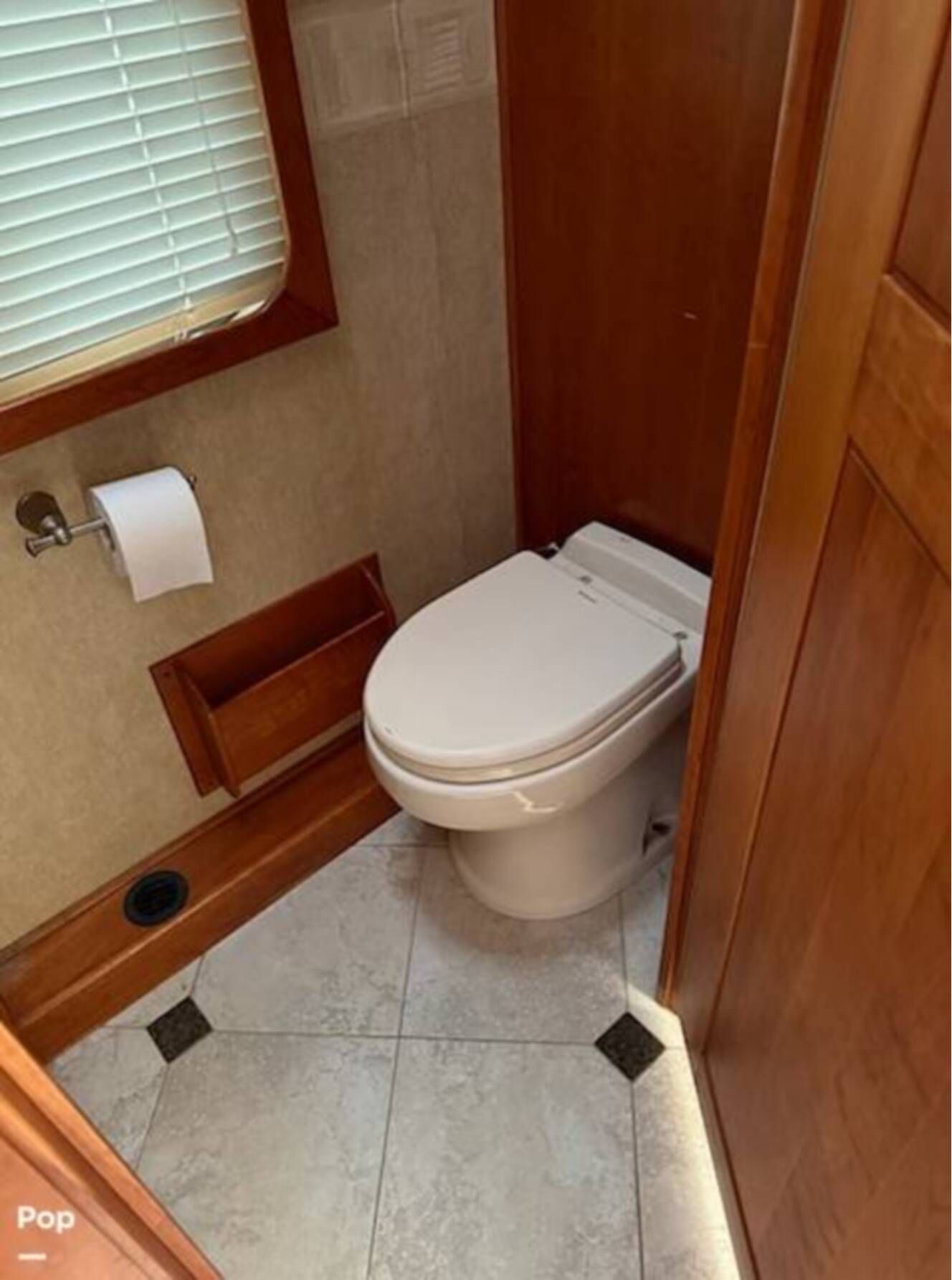 A photo of this 2007 Tiffin Allegro Bus 40QSP