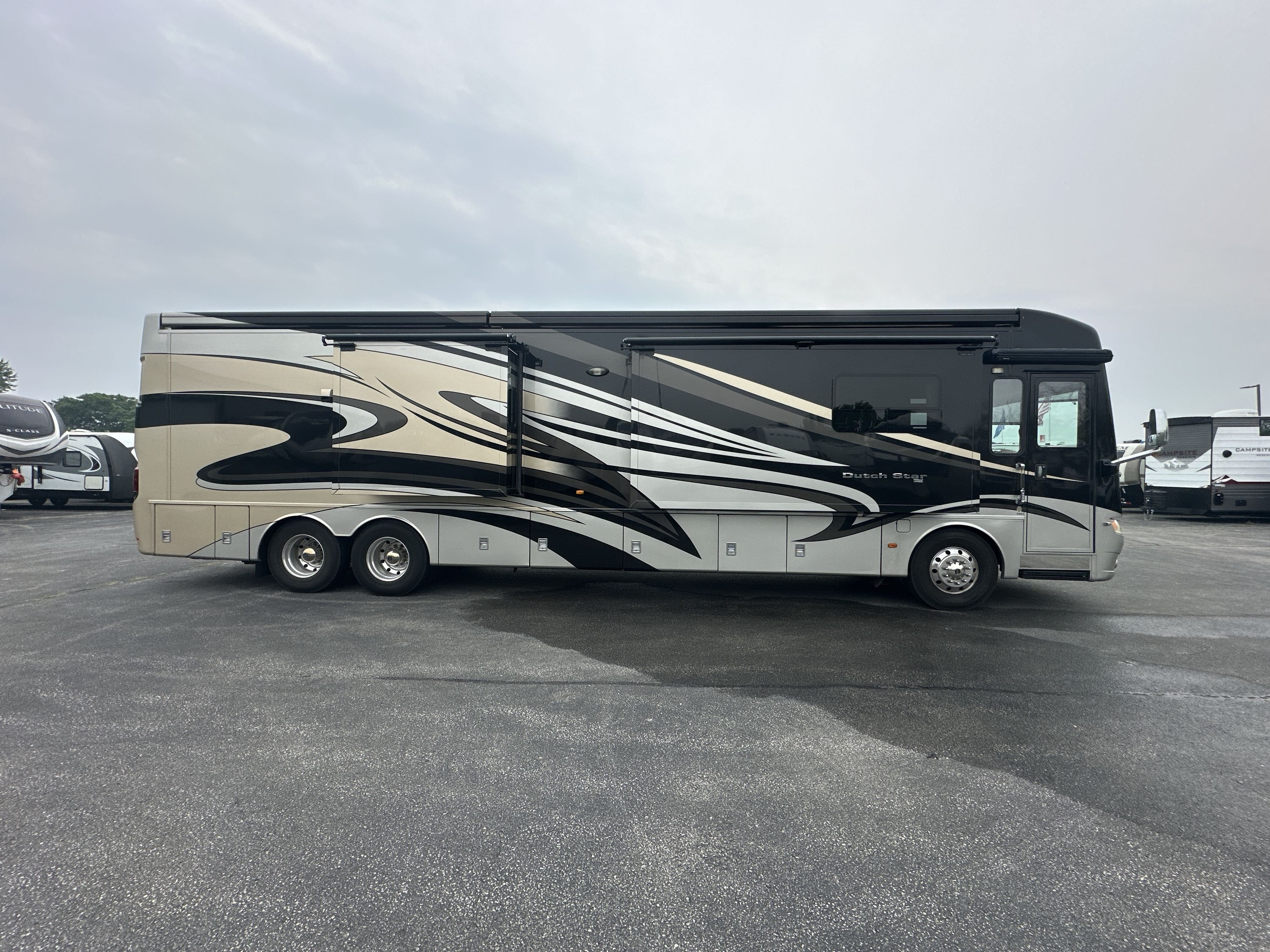 2015 Newmar DUTCH STAR 4369 in green bay WI
