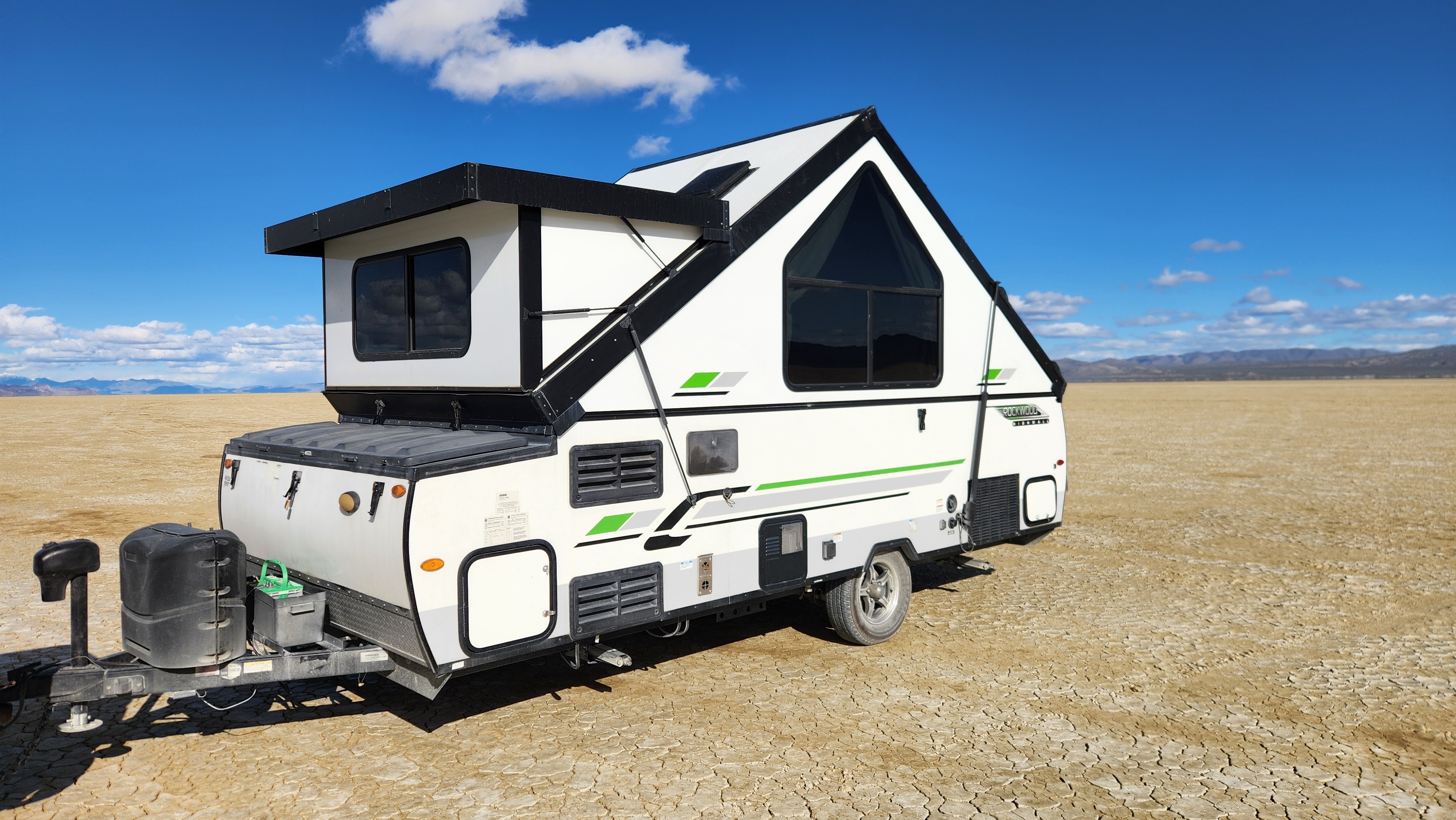 2021 Forest River ROCKWOOD HARD SIDE A214HW in gerlach NV