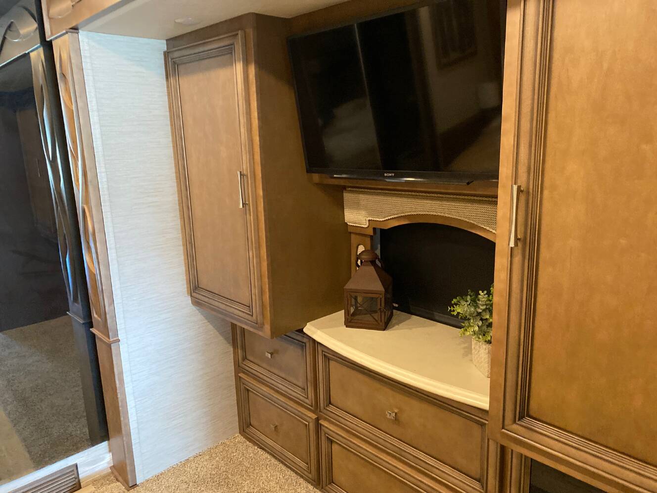 A photo of this 2019 Newmar VENTANA 4326