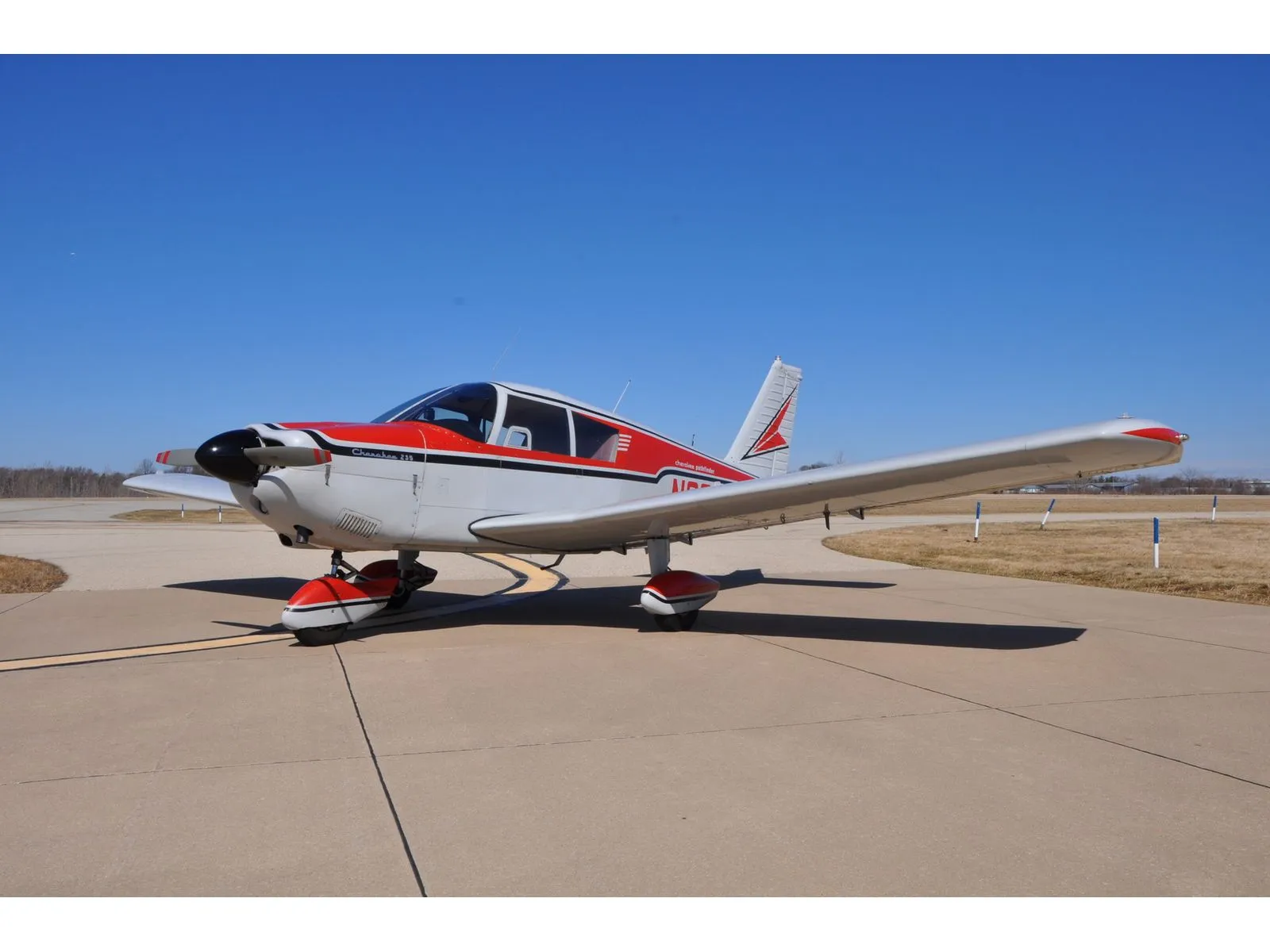 1964 Piper CHEROKEE 235 in Lake In The Hill, IL
