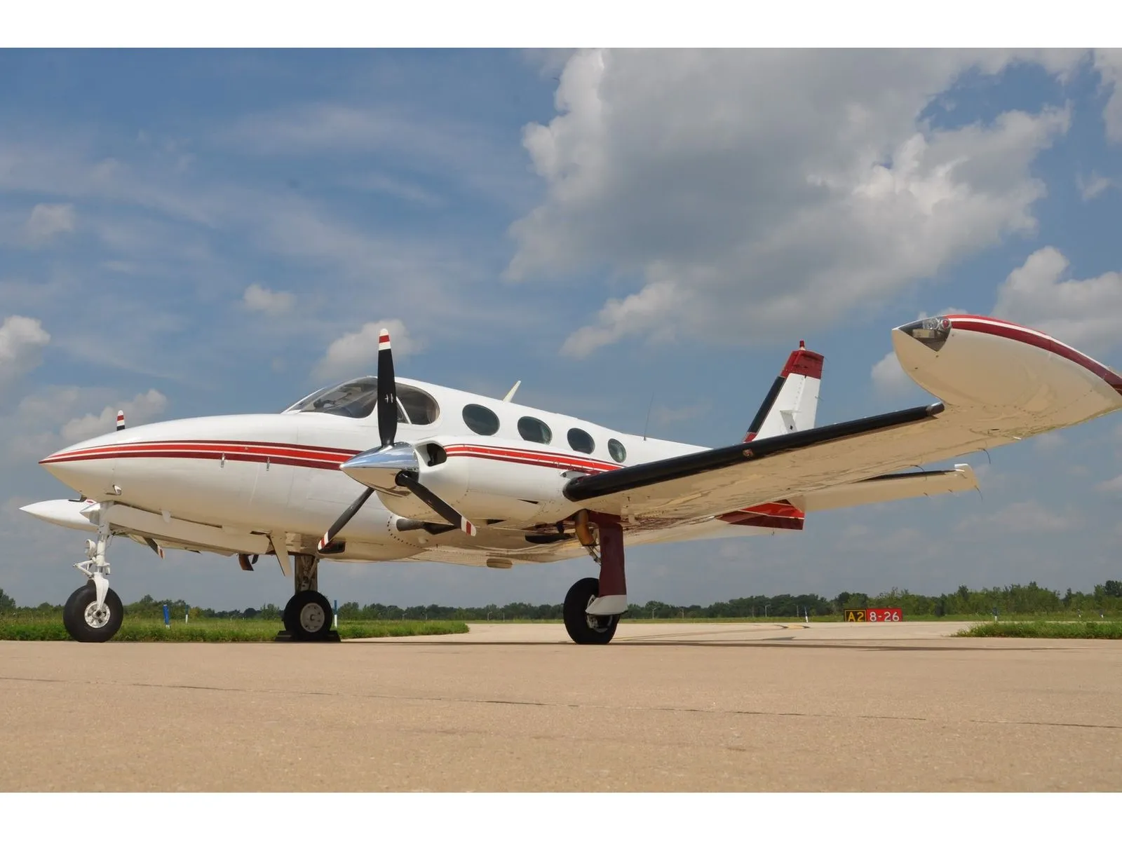 1980 Cessna 340A in Lake In The Hill, IL