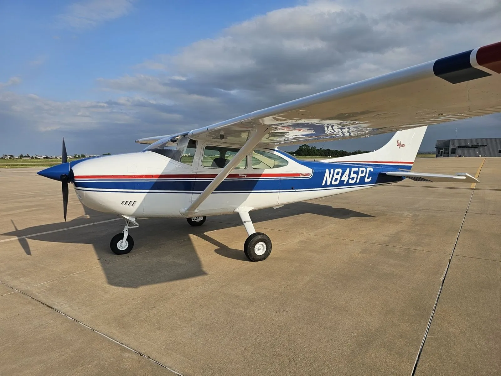 1973 Cessna 182P SKYLANE in Pampa, TX