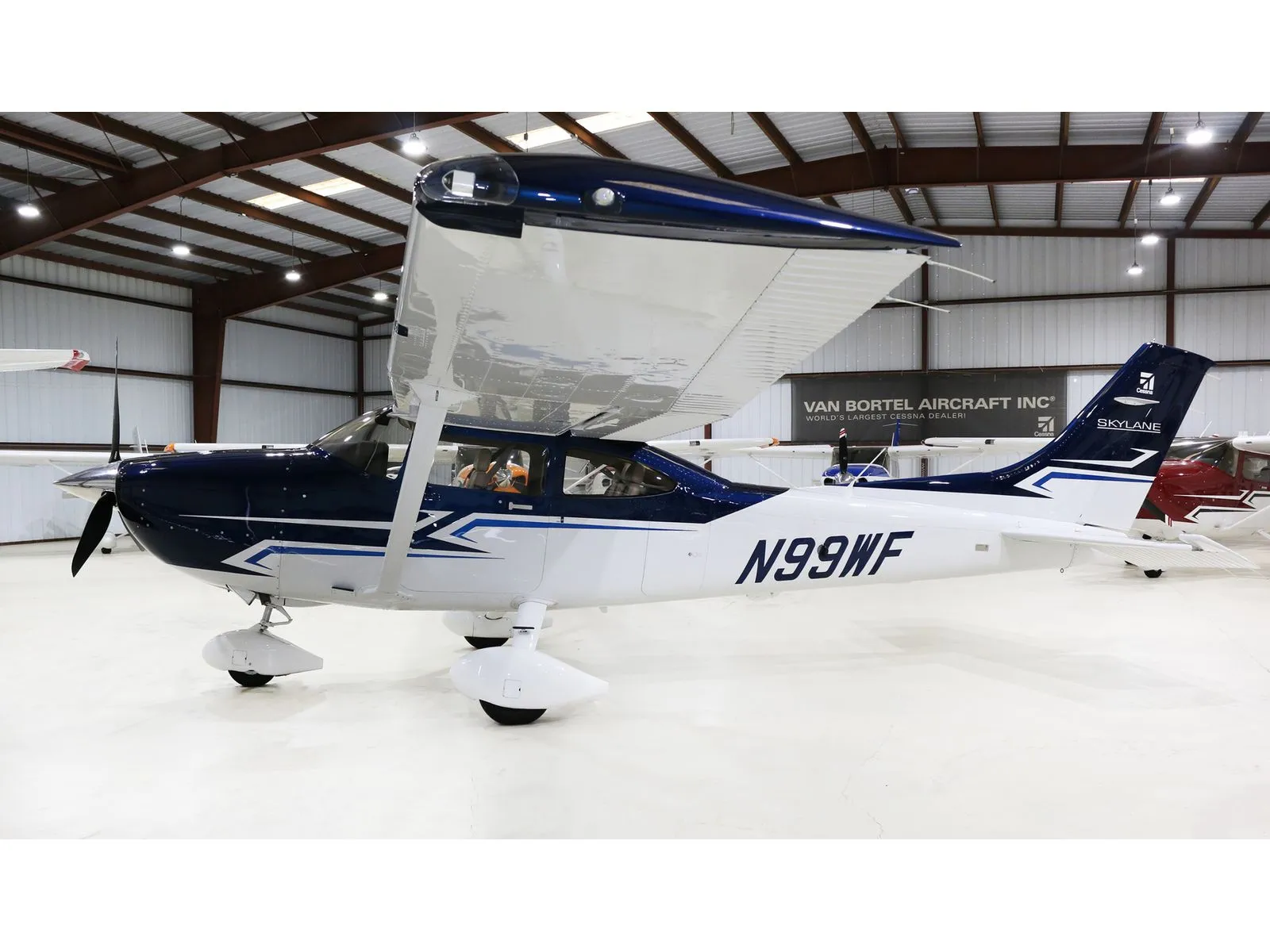 2017 Cessna 182T SKYLANE in Arlington, TX