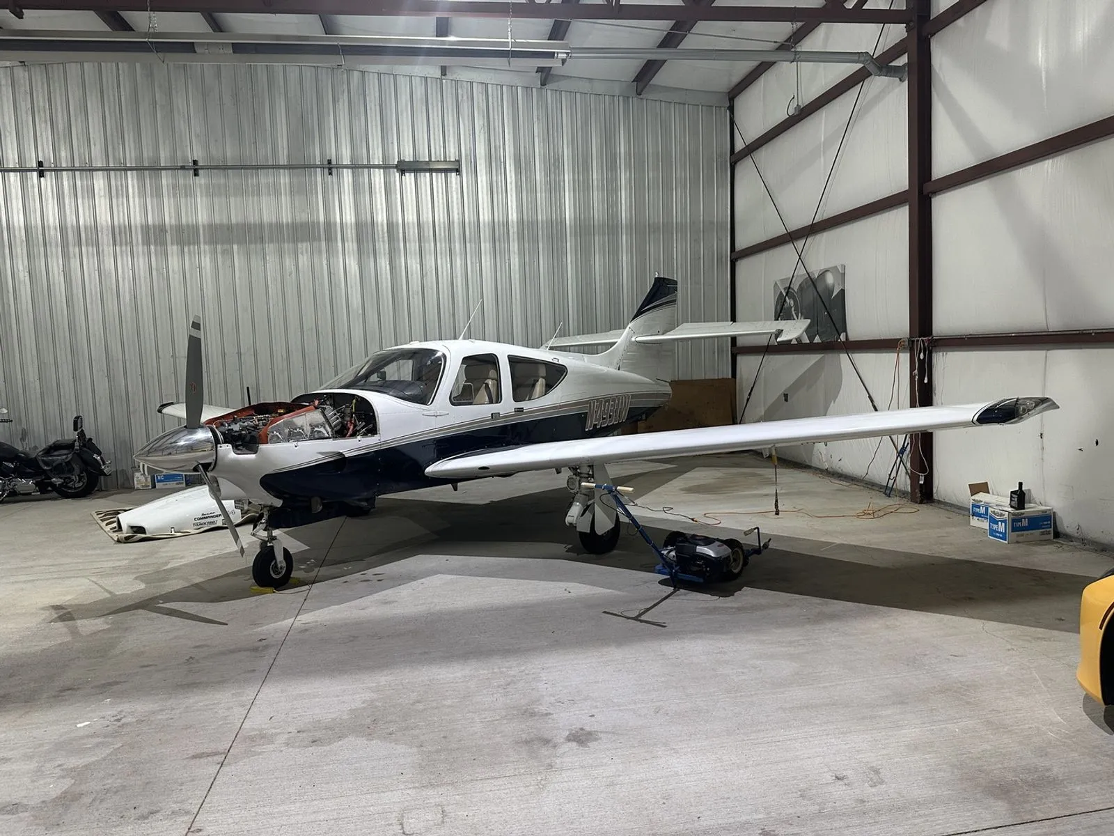 1977 Commander 114 in Peoria, IL