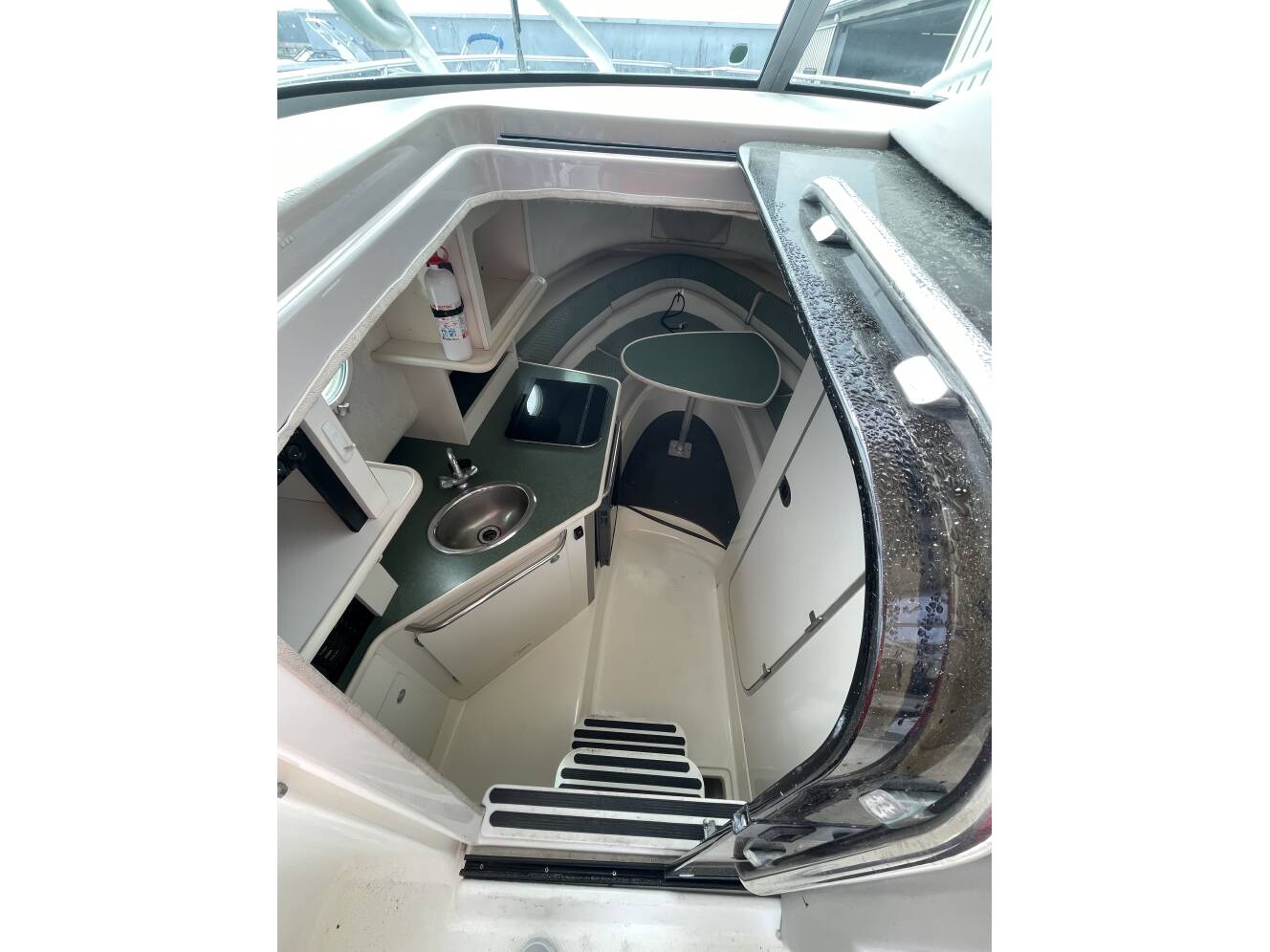 A photo of this 2003 Trophy 2902 WALKAROUND
