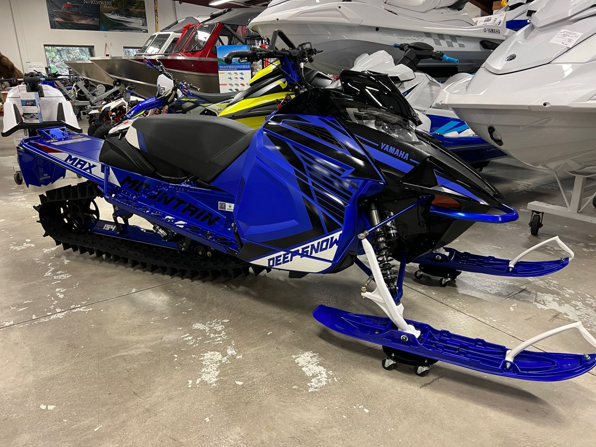 売ります。スノーモービル　YAMAHA　MAUTAIN MAX 600 ヤマハ VMAX600 スノーモービル