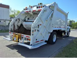 2020 INTERNATIONAL HV607