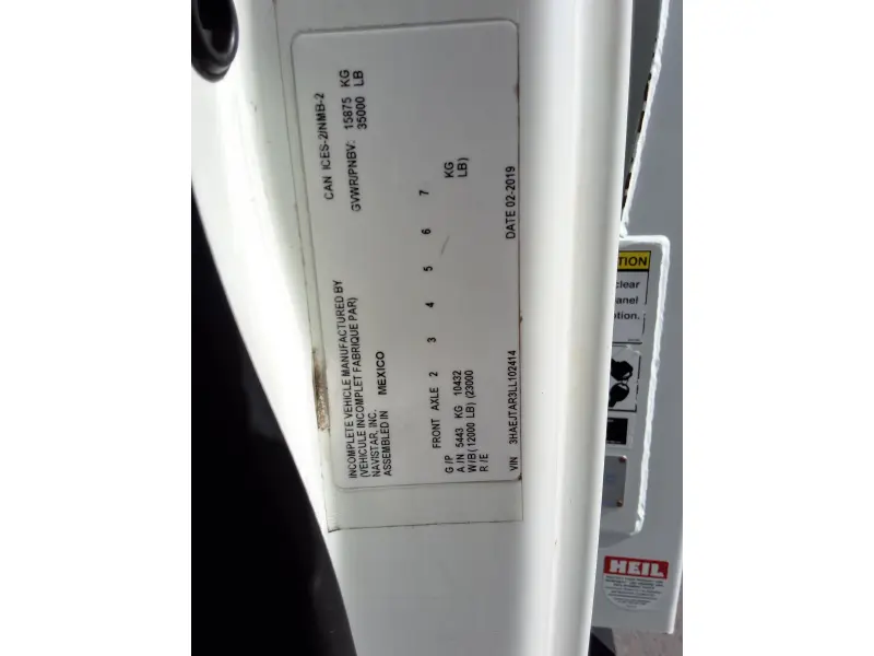 2020 INTERNATIONAL HV607