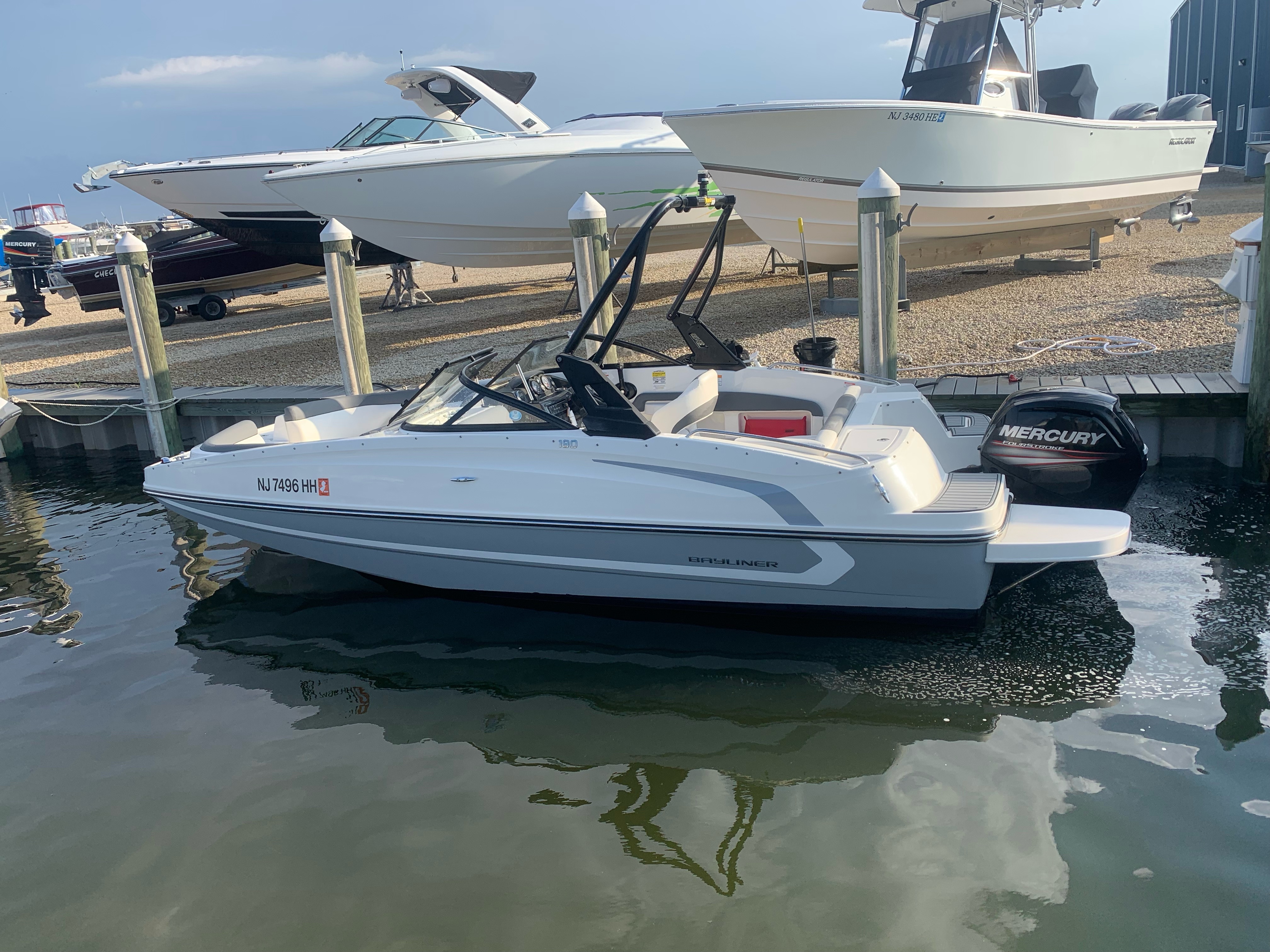 2018 Bayliner 190 DECK BOAT in brick NJ
