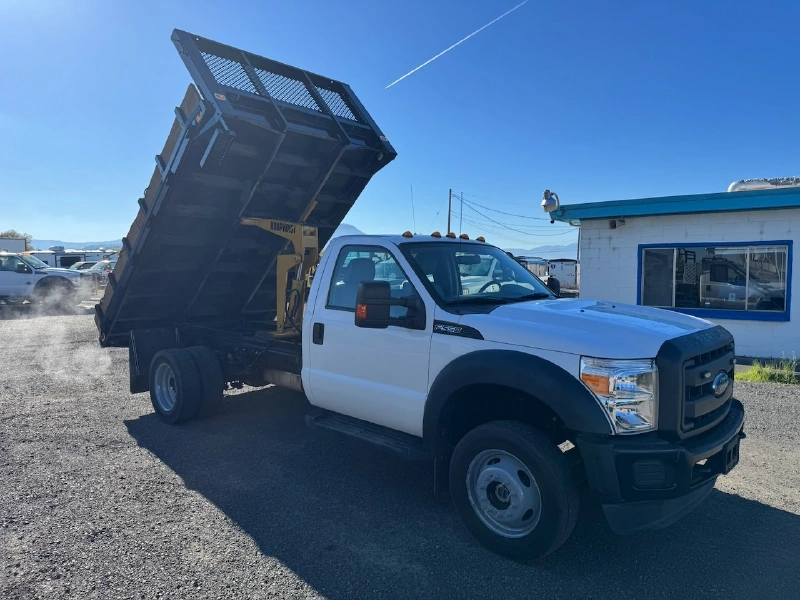 2015 FORD F550