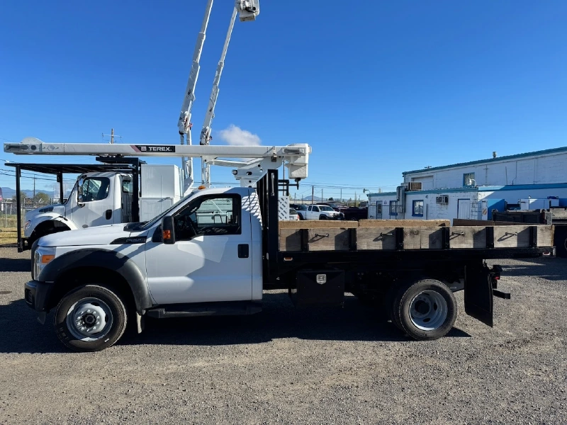 2015 FORD F550