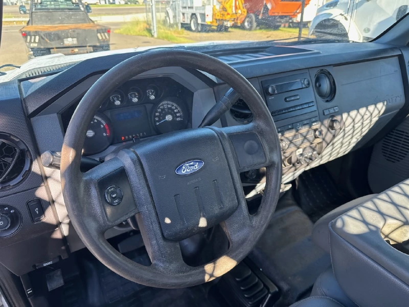 2015 FORD F550