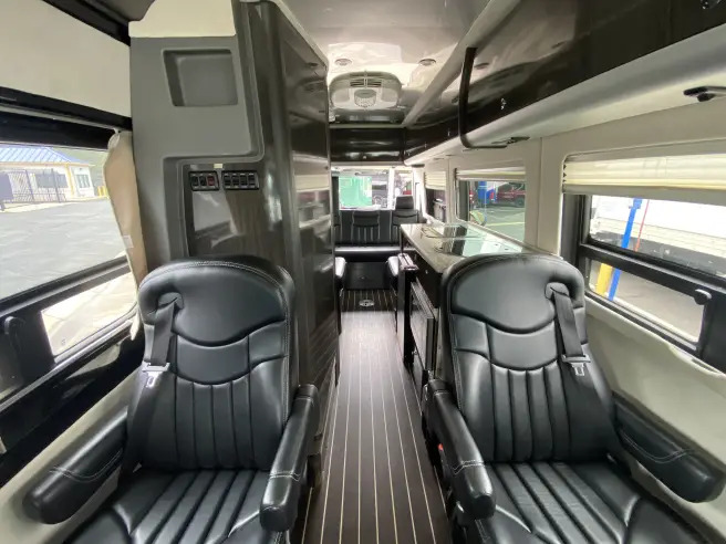 2015 Airstream INTERSTATE 3500 EXT LOUNGE in aurora CO