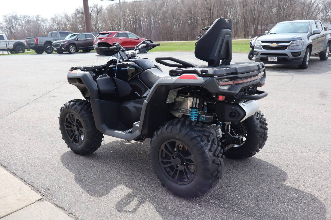 A photo of this 2026 CFMOTO CForce 1000 Touring