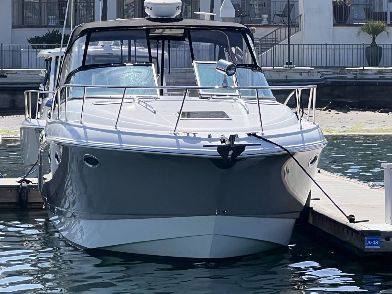 A photo of this 2007 Chaparral Signature 330