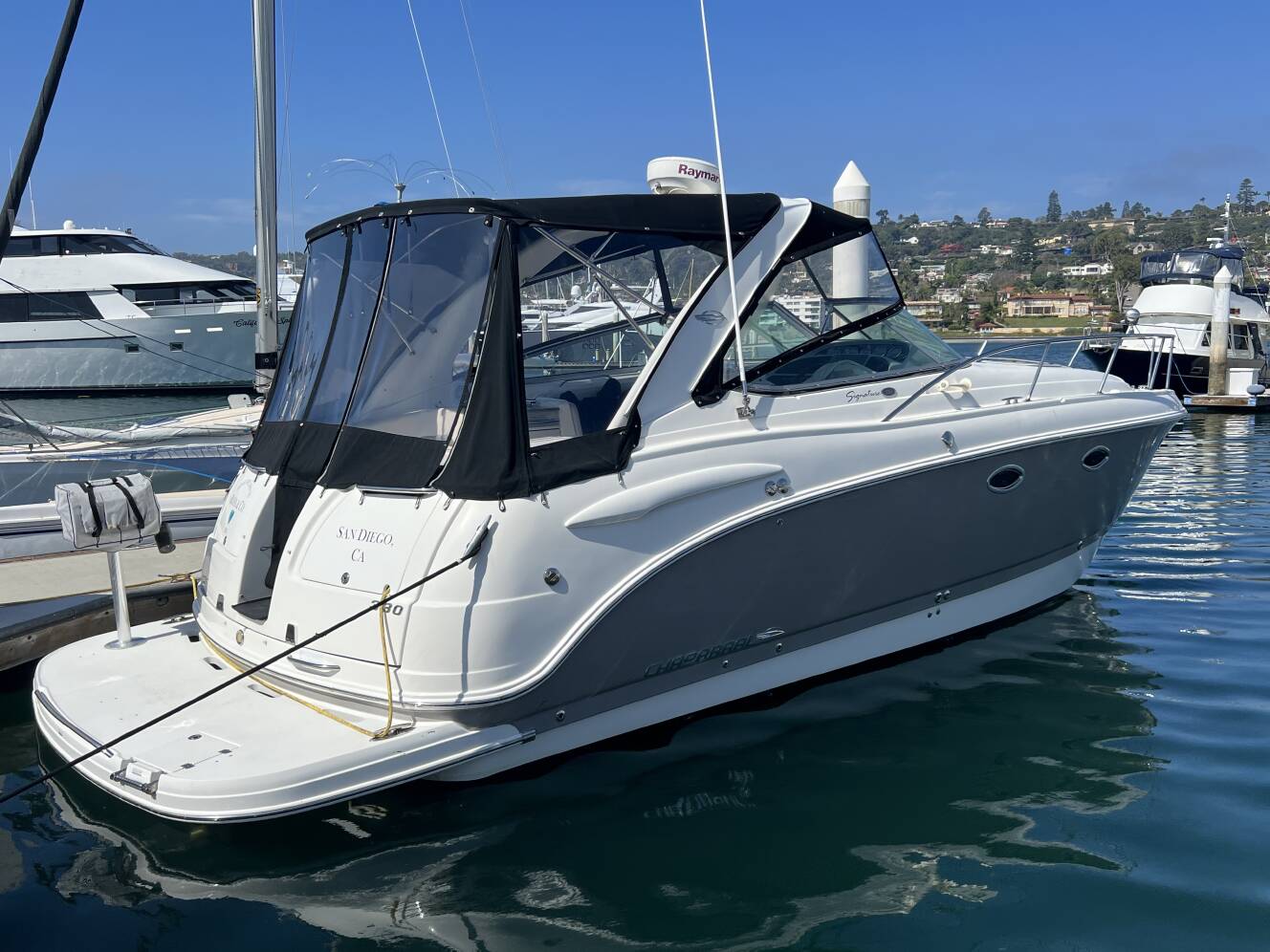 A photo of this 2007 Chaparral Signature 330