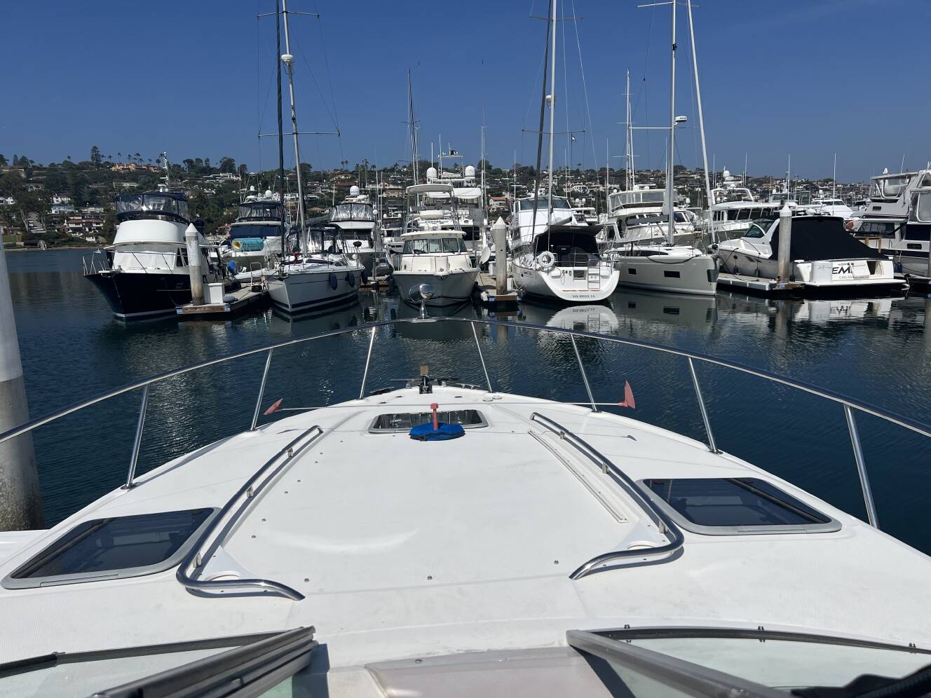 A photo of this 2007 Chaparral Signature 330