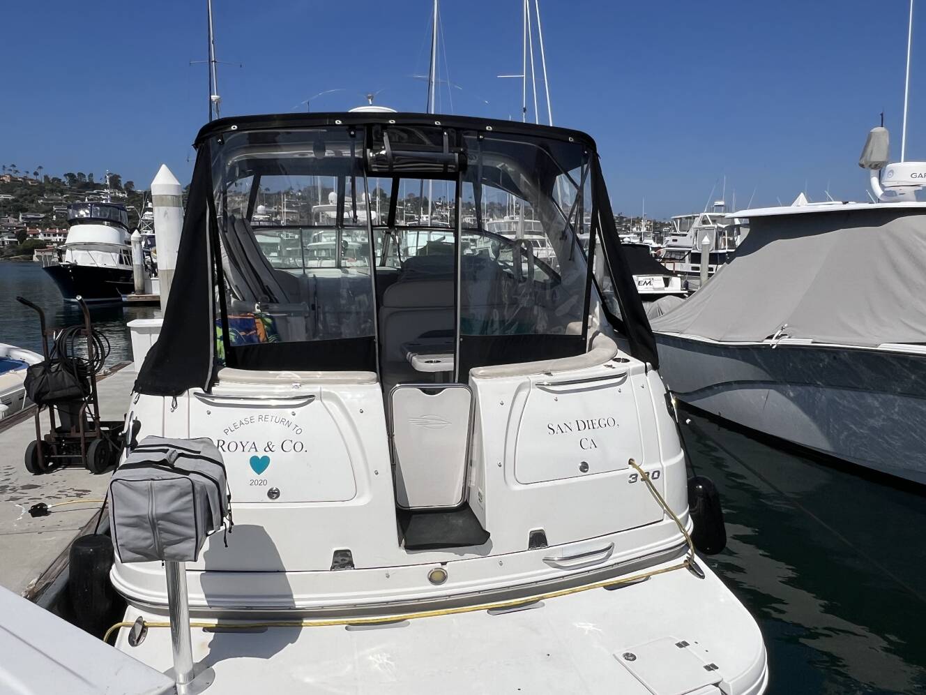 A photo of this 2007 Chaparral Signature 330