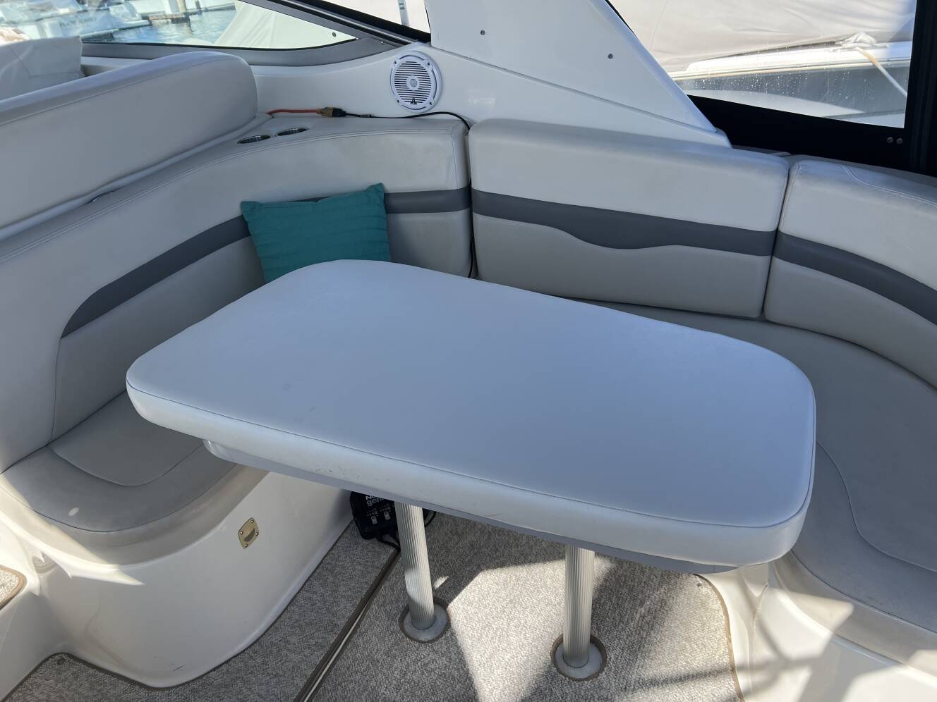 A photo of this 2007 Chaparral Signature 330
