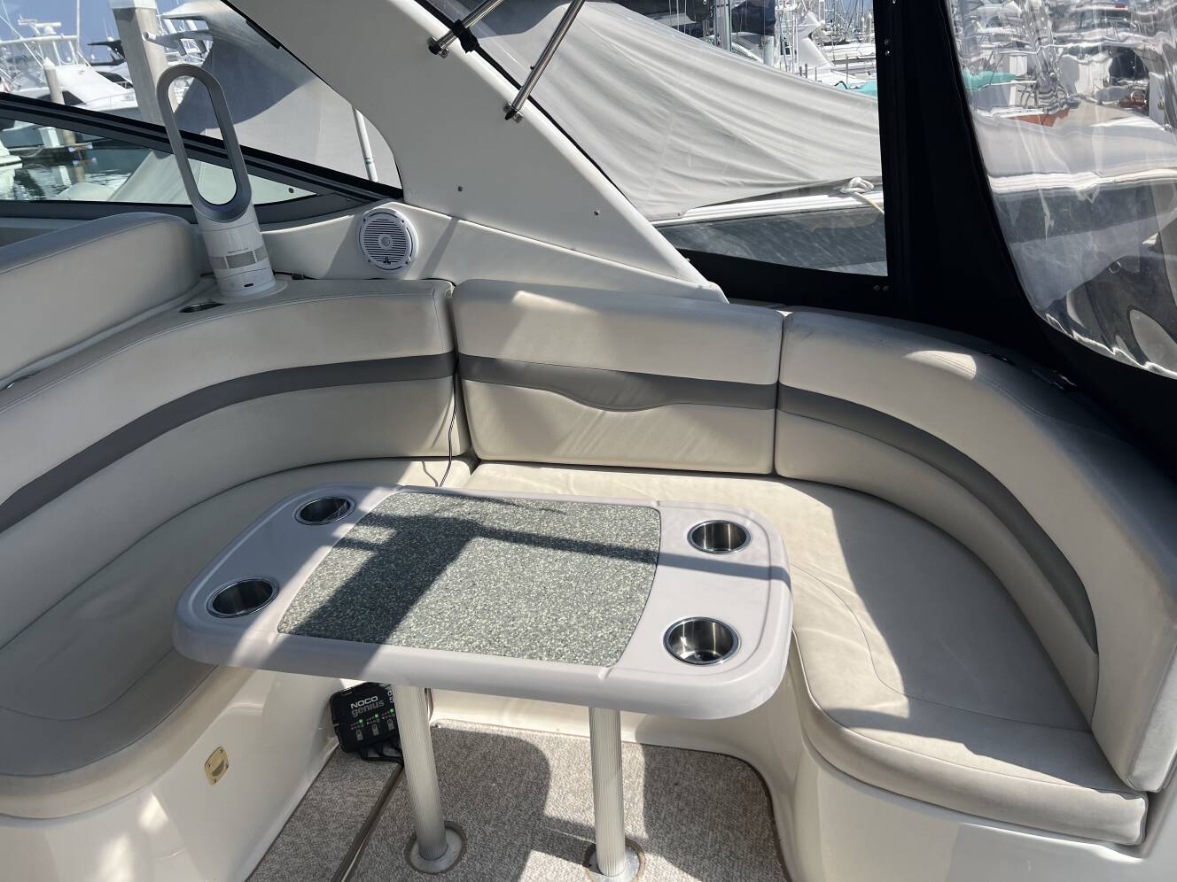 A photo of this 2007 Chaparral Signature 330