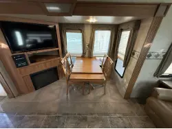 2015 FOREST RIVER ROCKWOOD WINDJAMMER 3029W