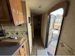 2015 FOREST RIVER ROCKWOOD WINDJAMMER 3029W