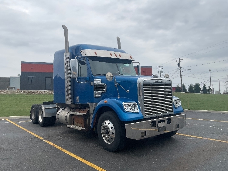 2020 FREIGHTLINER 122 SD in Akron, OH