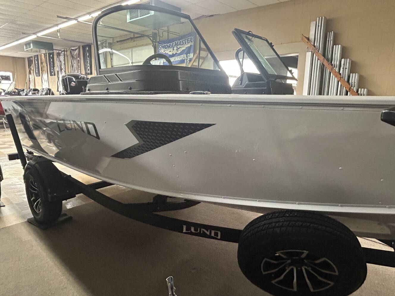 A photo of this 2026 Lund Adventure 1775 Sport