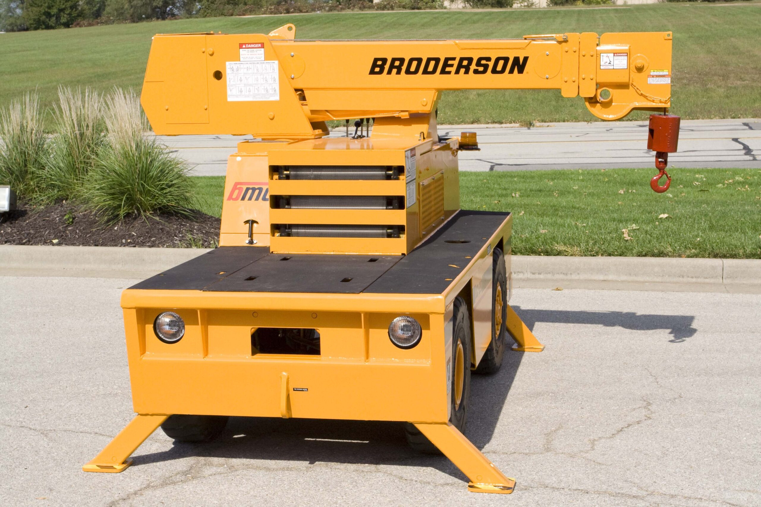 2008 Broderson IC20-1G in Bristol, PA