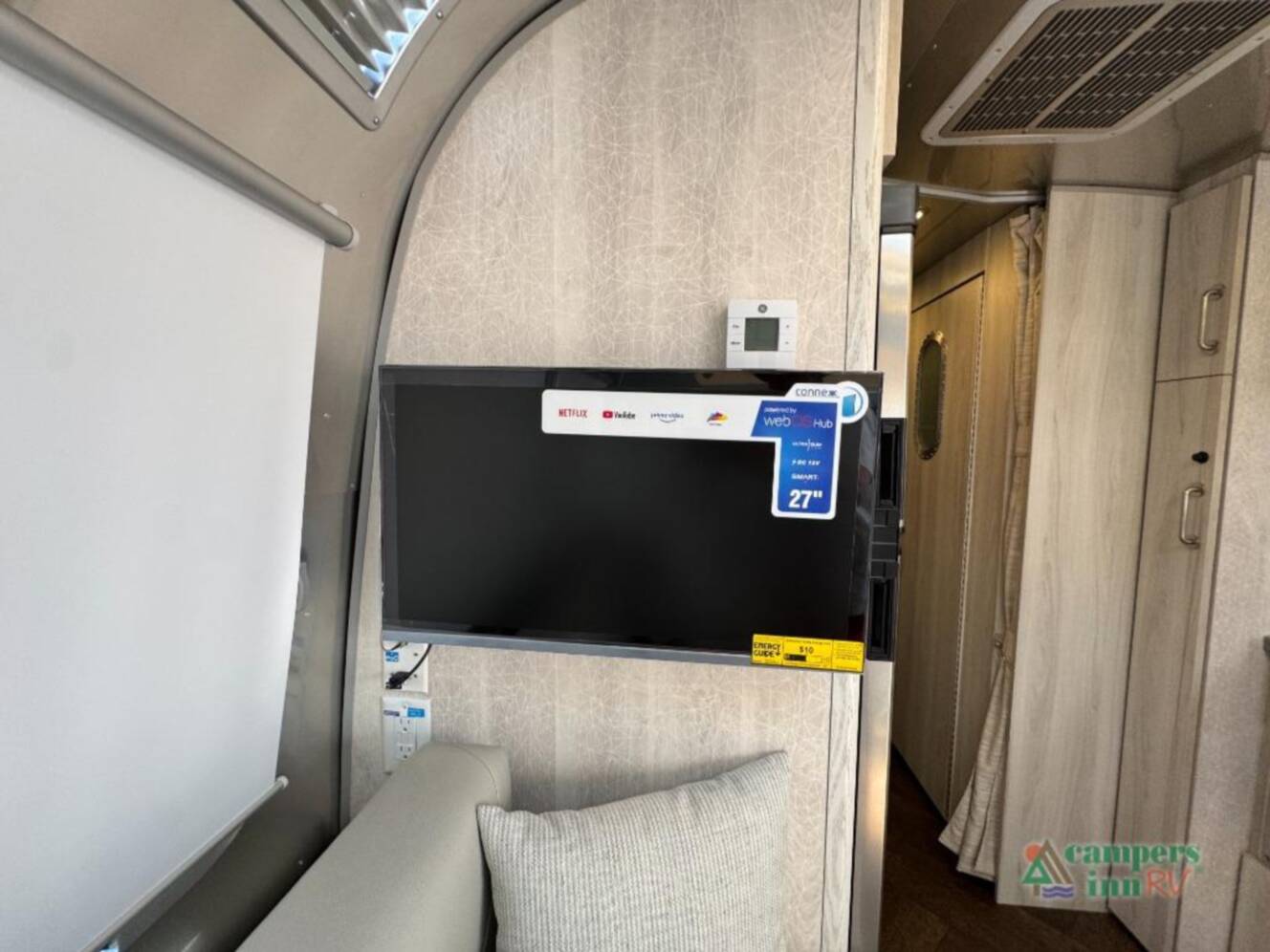 A photo of this 2026 Airstream International 25FBT