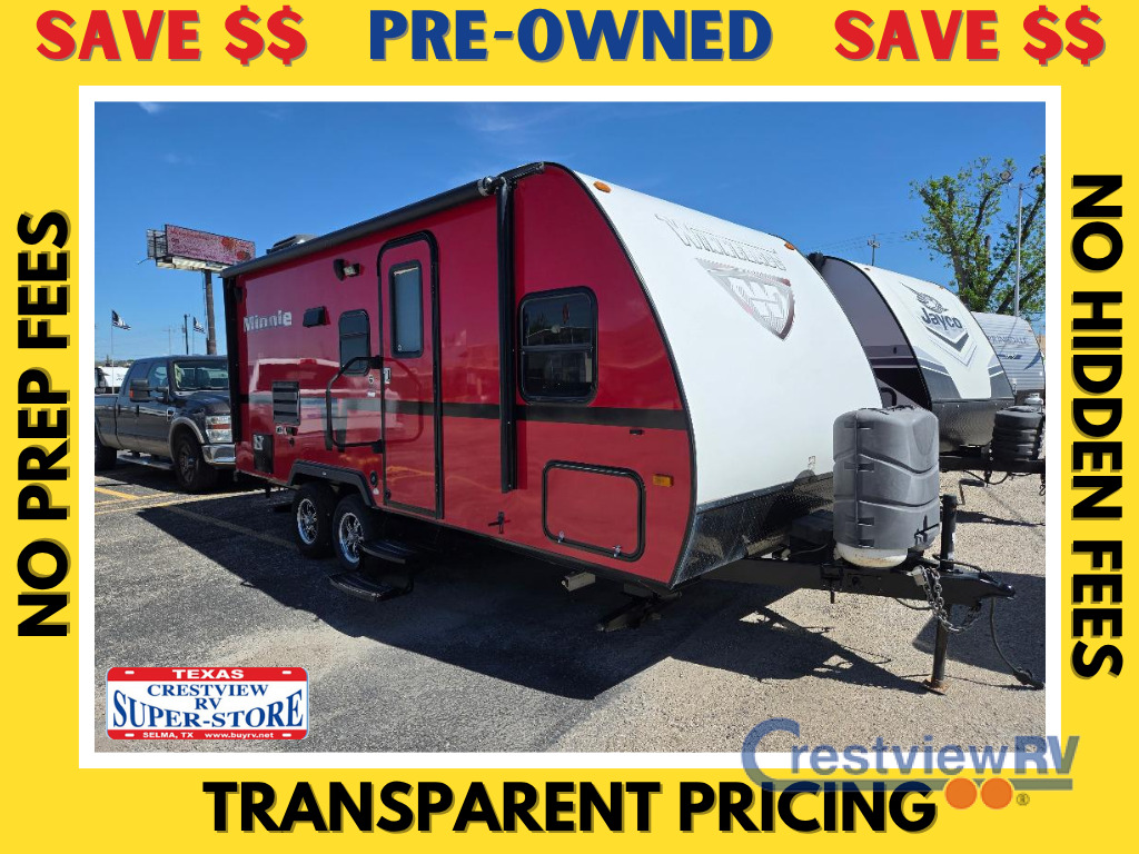 2014 Winnebago Industries Towables Minnie 2101 DS in selma TX