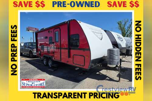 2014 Winnebago Industries Towables Minnie 2101 DS in selma TX