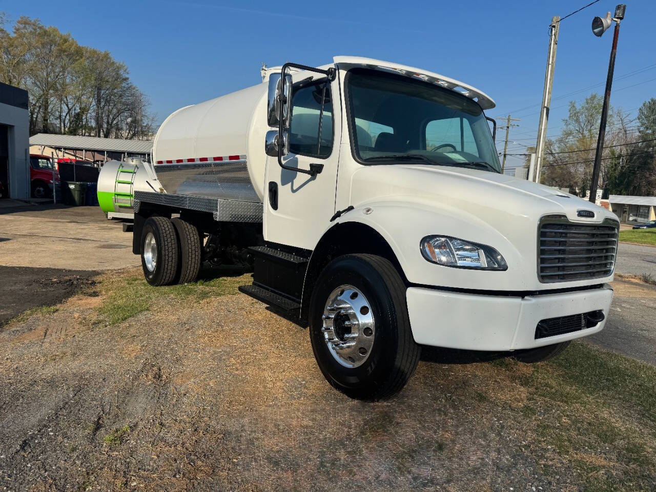 2020 FREIGHTLINER Business class M2 in Hickory, NC