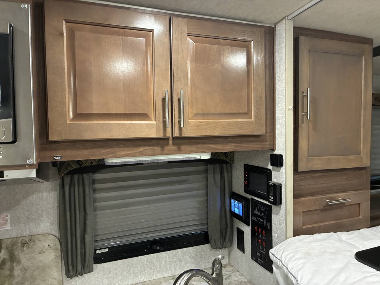 A photo of this 2022 Northwood Mfg ARCTIC FOX 811